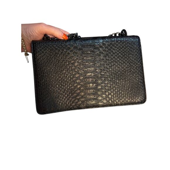 Kopnur Embossed Snakeskin PU Leather Crossbody Bag – Mermaid Buckle Chain Purse - Picture 3 of 11